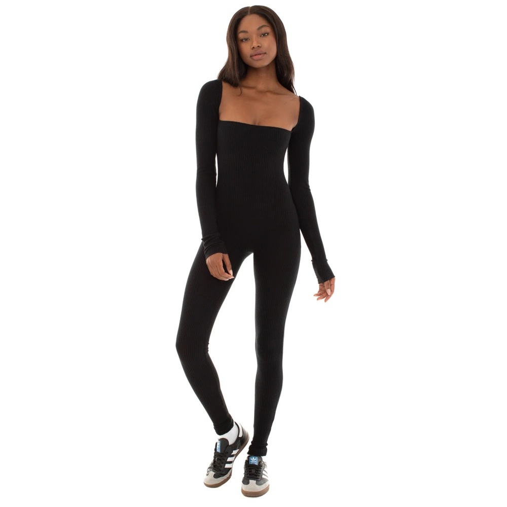 are you am i anke catsuit 🪽